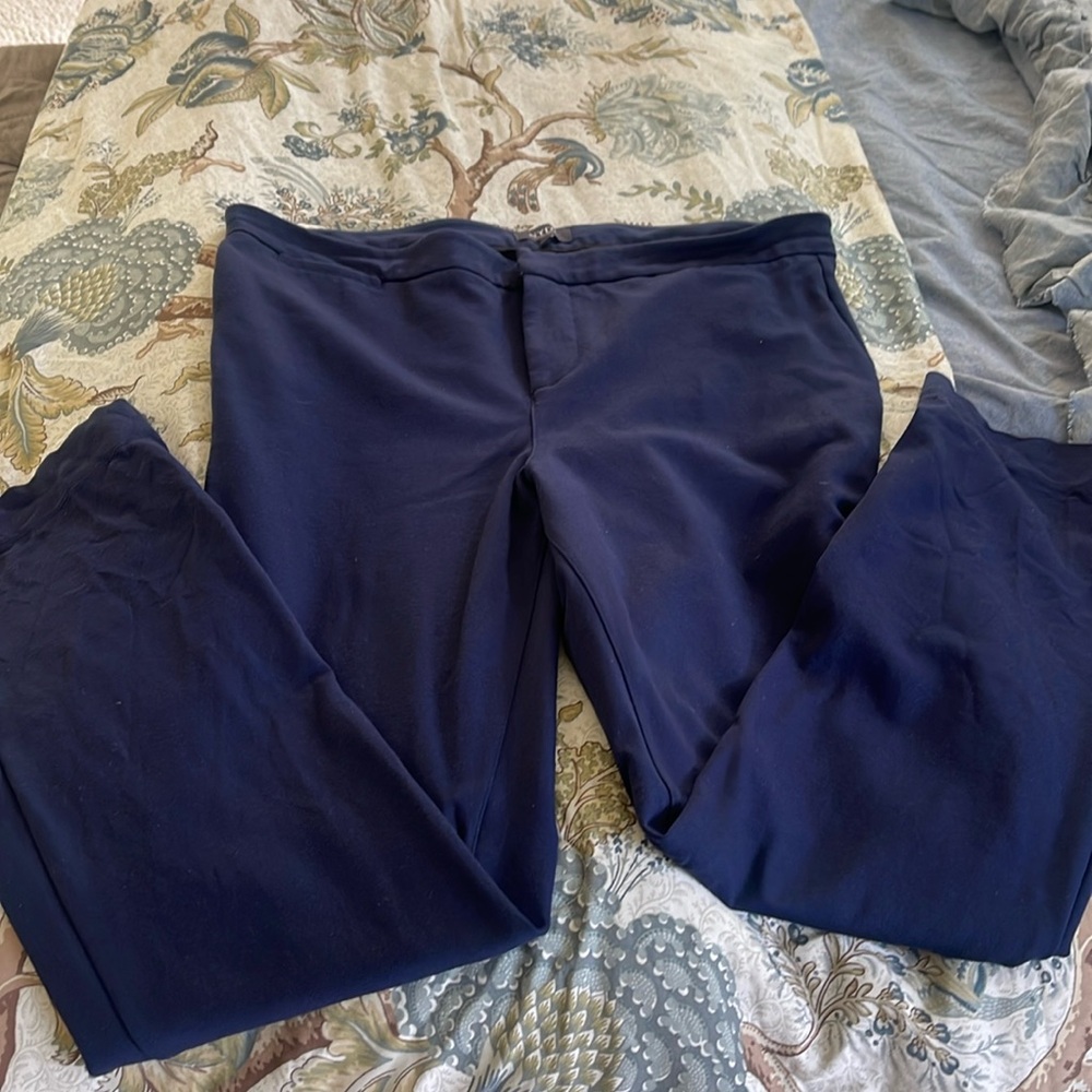 NYDJ LIFT TUCK TECHNOLOGY NAVY PANTS SIZE 16
